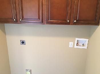 5th image of 406 Westwood Dr