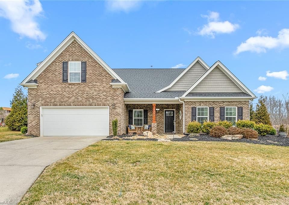 1st image of 3305 Waterford Glen Ln