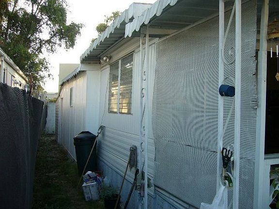 3rd image of 5162 Florence Ave Spc 59