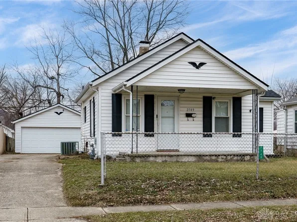 2749 Gladstone St, Dayton, OH 45439