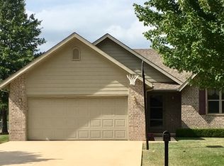 313 Lasalle St, Lebanon, MO 65536