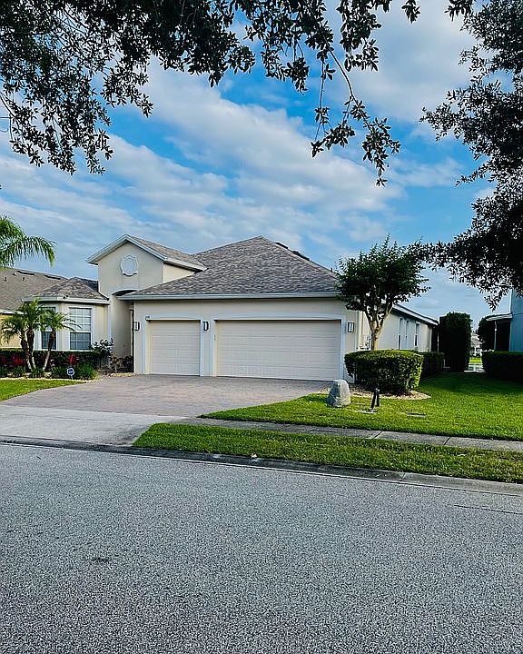 1st image of 209 Birkdale Dr