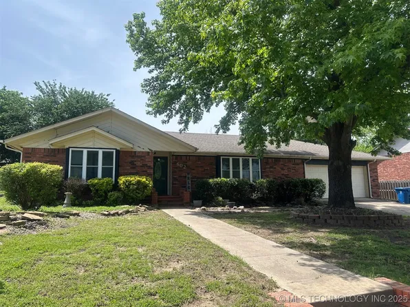 602 Flamingo Rd, McAlester, OK 74501