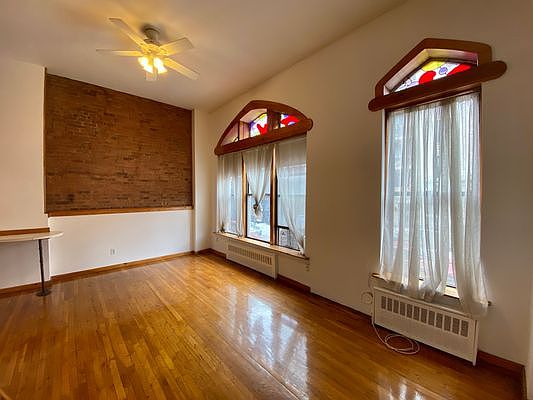 3rd image of 21 W 129th St APT 2A