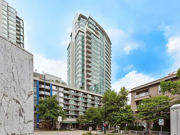 3rd image of 1616 Bayshore Dr #1904