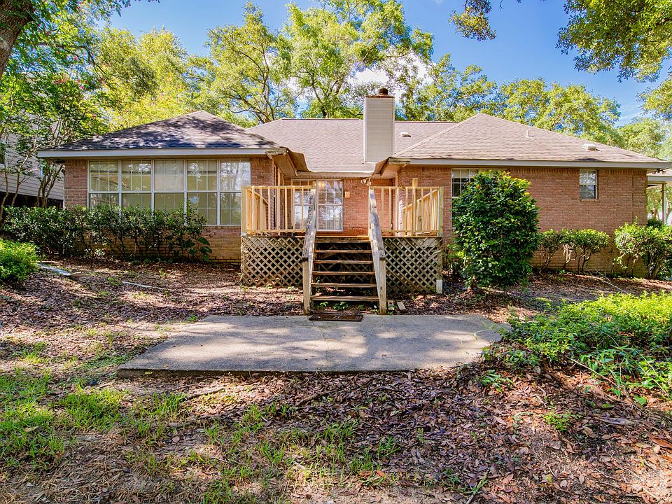 1st image of 9720 Shadow Wood Dr