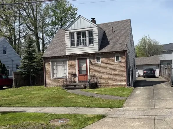 5132 W 6th St, Brooklyn Heights, OH 44131