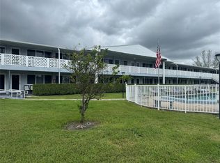 600 Layne Blvd APT 117, Hallandale, FL 33009