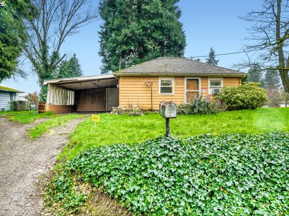 2213 NE 51st St, Vancouver, WA 98663