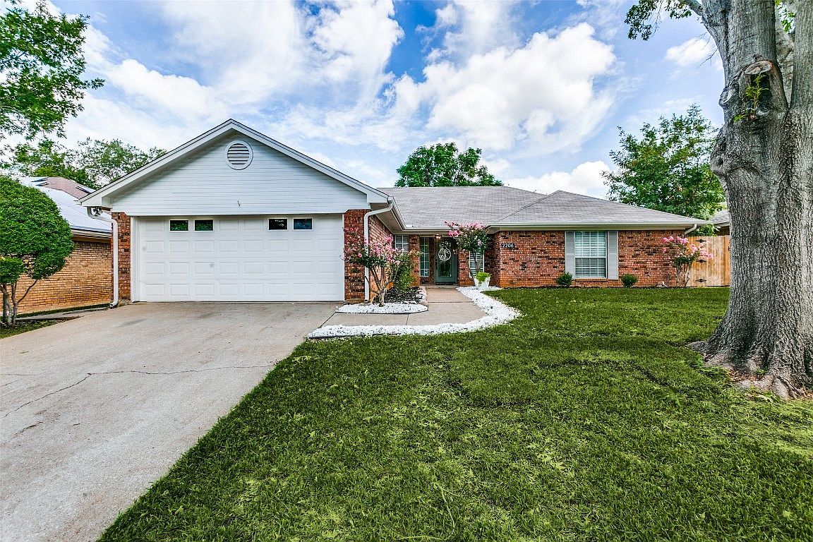 2206 Eva Ln, Euless, TX 76040 Zillow