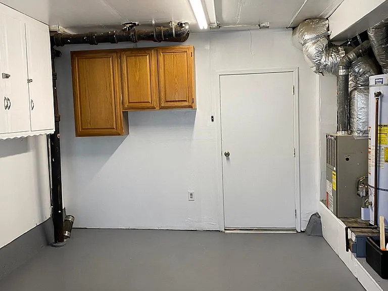 219 Sagamore St — Photo 3