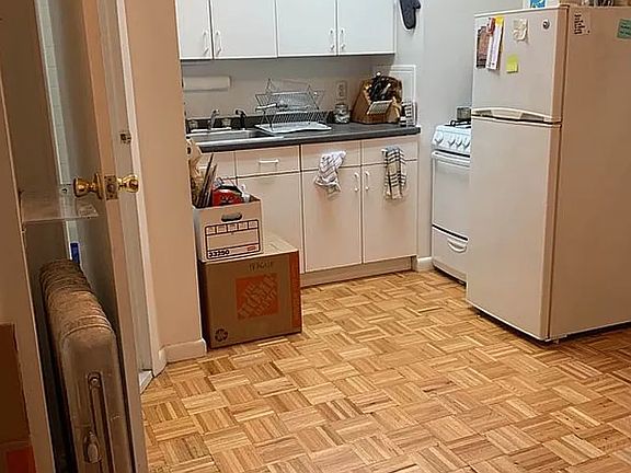 2nd image of 369 Broome St APT 1