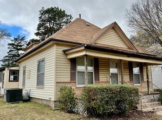 902 N Jefferson Ave, Wellington, KS 67152
