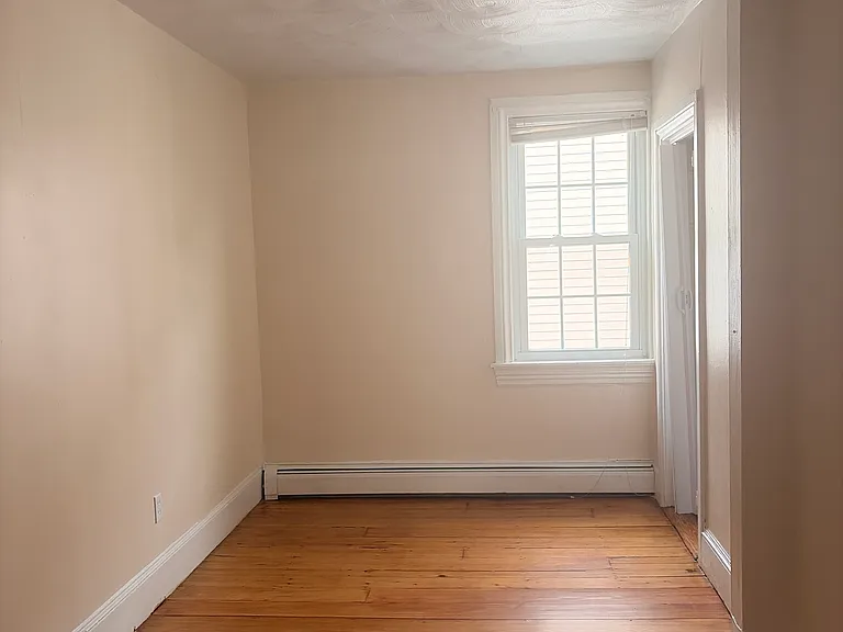 65 Arnold St #3 — Photo 10