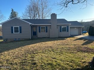 1239 Carson Valley Rd, Duncansville, PA 16635