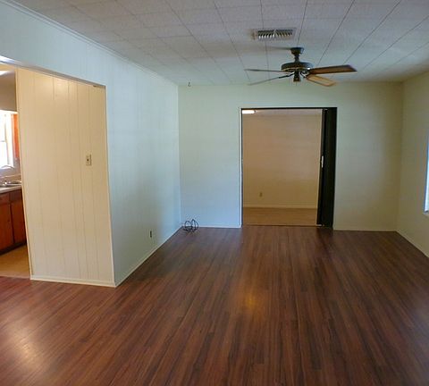4th image of 326 Saipan Pl