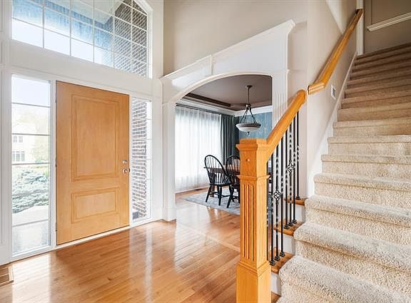 2nd image of 7501 W Augusta Blvd