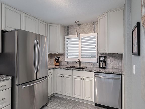 4th image of 300 S Sykes Creek Pkwy APT 605