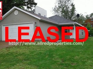 544 SE East St, Bentonville, AR 72712