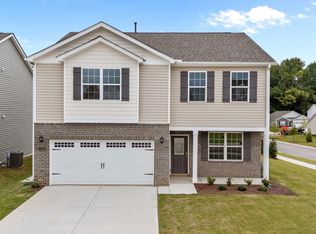 1104 Middlecrest Dr, Rocky Mount, NC 27804