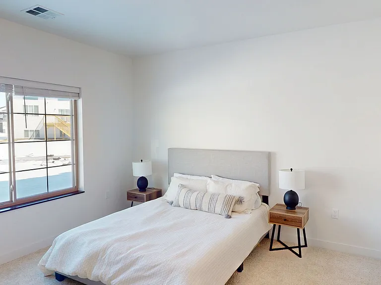 Autumn Townhomes — Photo 9