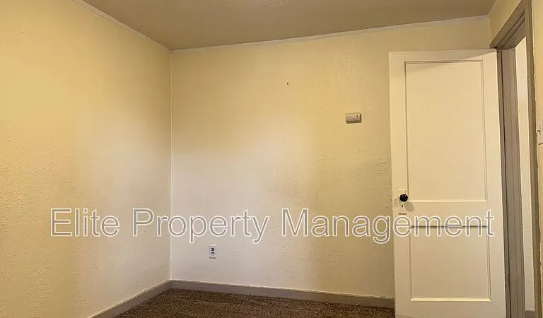 2727 Santa Fe Dr #2 — Photo 9