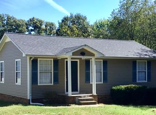 100 Arkansas Ave, Oak Grove, KY 42262