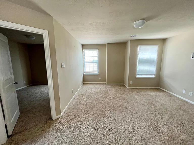 10831 Woodwind Shadows Dr — Photo 22