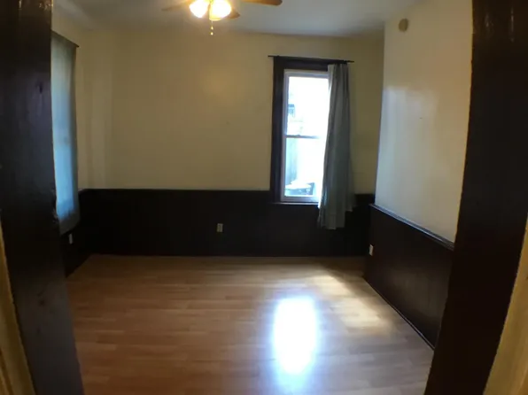 3706 Charlotte St #1, Pittsburgh, PA 15201