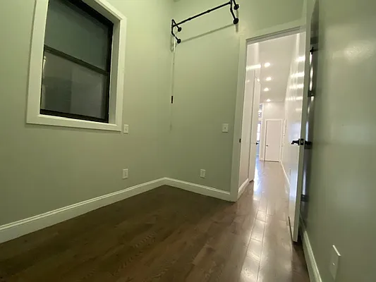 Rented by Compass | media 12