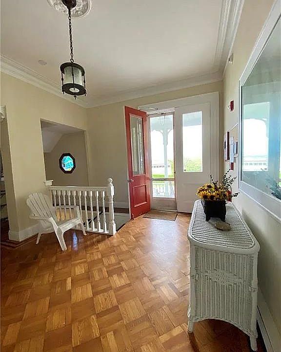 245 Eustis Ave APT B, Newport, RI 02840 Zillow