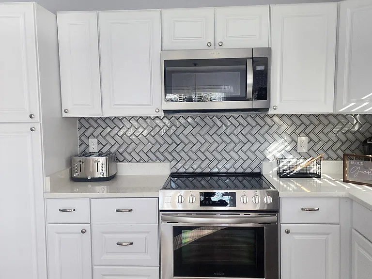 Midship Woods Ct — Photo 9