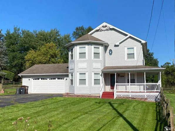 9842 Strasburg Rd, Erie, MI 48133