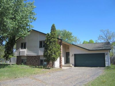 11666 Nevada Ln, Champlin, MN, 55316