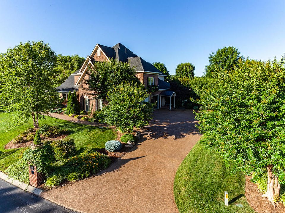 1st image of 10625 Lakecove Way