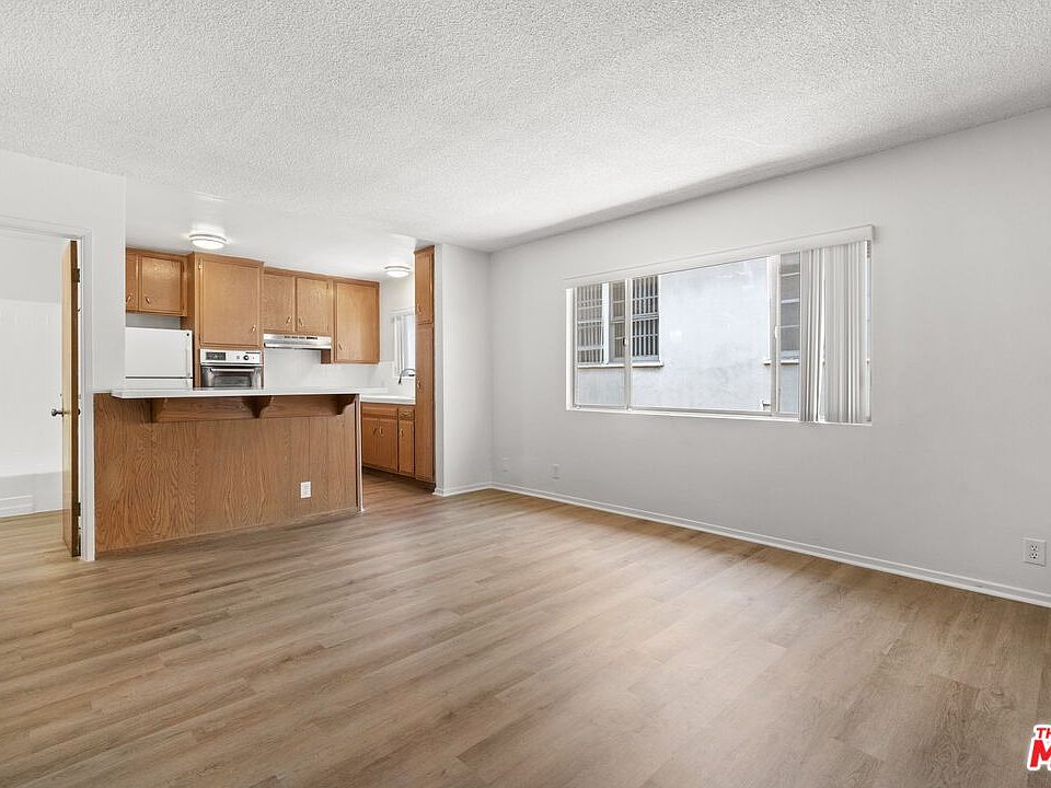 1st image of 1236 McClellan Dr #8