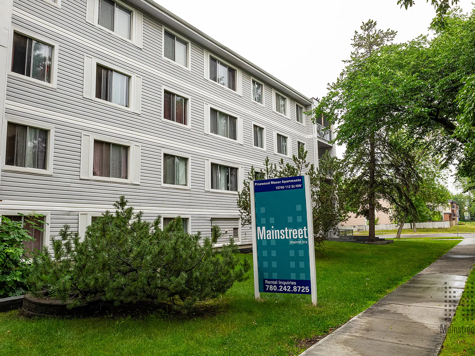 Pinewood Manor Apartments — Photo 4