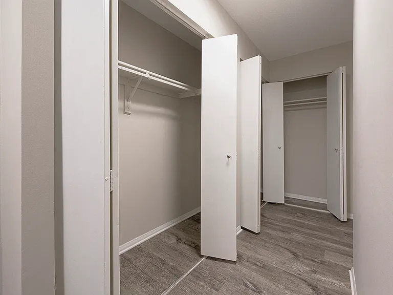PLATINUM upgrade plenty of closet space in hallway