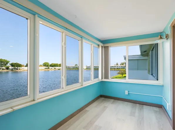 1116 Lake Terrace #203, Boynton Beach, FL 33426