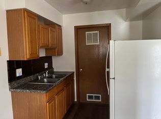 2582 Dresden St #B, Columbus, OH 43211