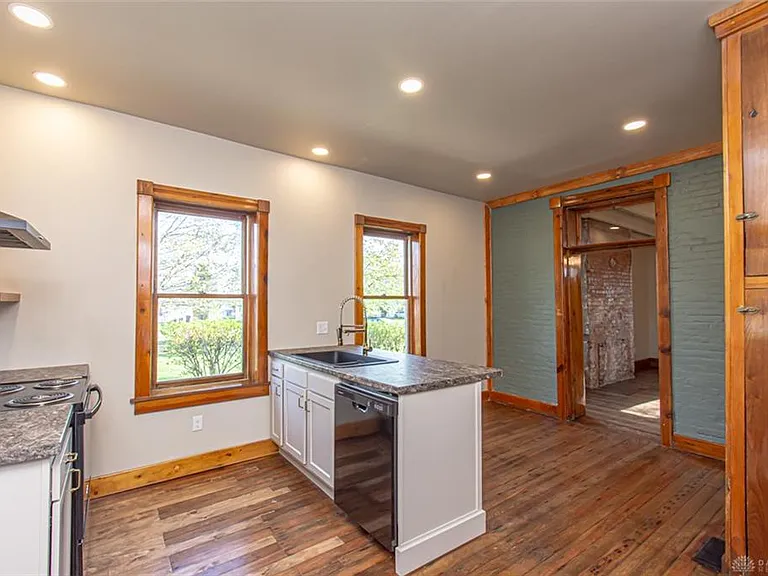 117 Montgomery Ave — Photo 26