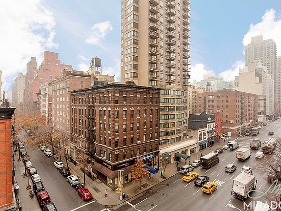 5th image of 200 E 81st St APT 5B