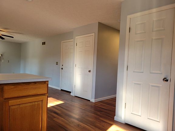 5th image of 1481 Corbin Dr