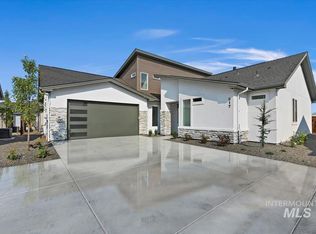 8417 W Meltwater Ln, Eagle, ID 83616