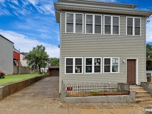 229-233 Walnut St, Paterson, NJ 07522