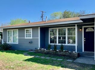 602 Paul Pl, Beeville, TX 78102
