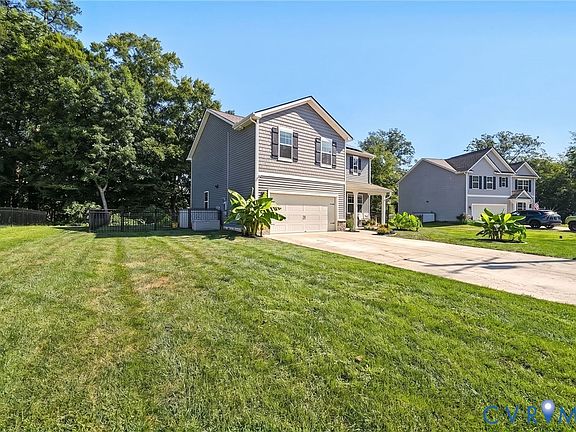 4th image of 820 Eagle Pl