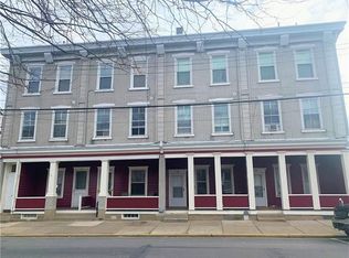 118 E Center St APT 304, Nazareth, PA 18064