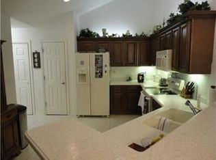 6015 NE Kensington Ct #11-D, Lees Summit, MO 64064