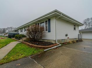 3127 99th St, Highland, IN 46322